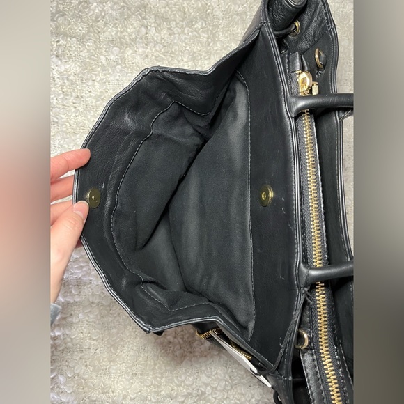 ✨NWT✨Via Repubblica. Genuine Shearling/Leather Black Cream Shoulder Handbag. - Picture 10 of 13